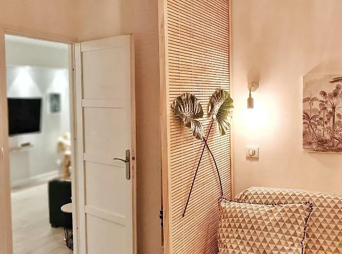 A 3 Minutes A Pied Saint-Raphaël